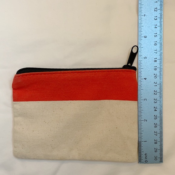 Mini canvas pouch never used!! - Picture 3 of 7